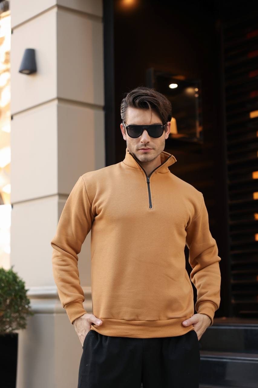 Yaka%20Fermuar%20Detaylı%20Üç%20İplik%20Polar%20Sweatshirt