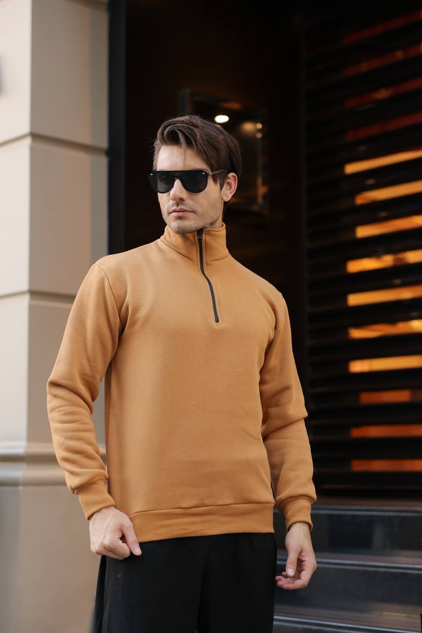 Yaka%20Fermuar%20Detaylı%20Üç%20İplik%20Polar%20Sweatshirt